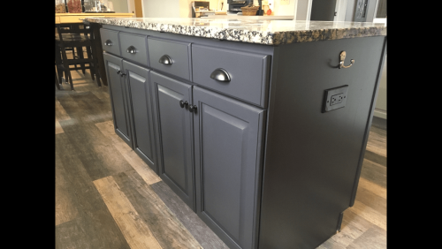Cabinet 3